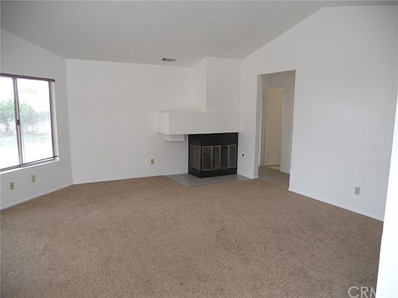 4th image of 11951 Venetian Dr