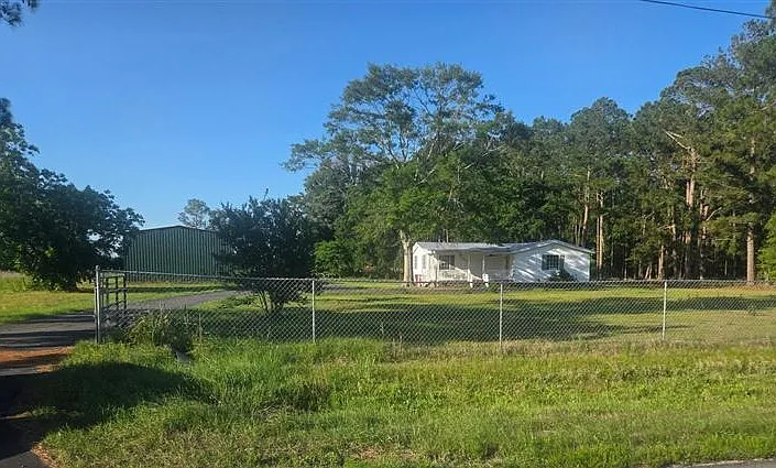 382 Campground Rd — Photo 1