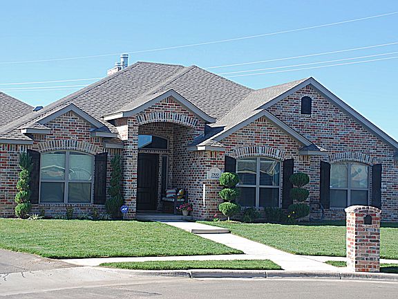 2nd image of 7300 Topeka Dr