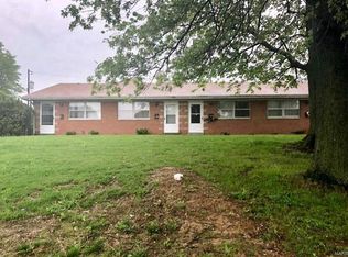 312 Gettysburg Rd, Belleville, IL 62226