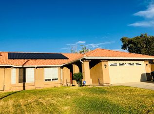 37010 42nd St E, Palmdale, CA 93552
