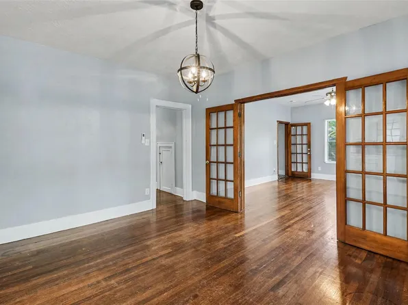 5121 Polk St, Houston, TX 77023