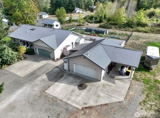 14913 Champion Estates Dr SE, Yelm, WA 98597