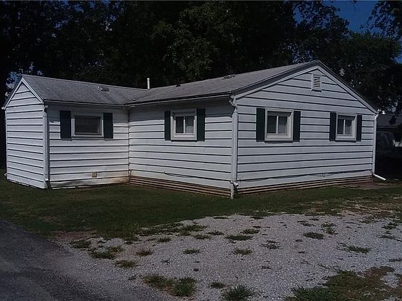 5th image of 5464 Ada Dr