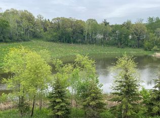 14452 Twin Lakes Cir, Burnsville, MN 55306