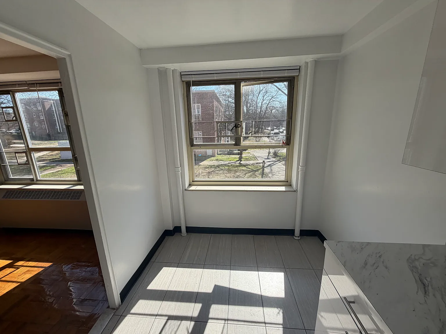 186th Ln, Fresh Meadows — Photo 4