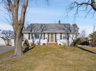 4 Brookside Dr, Wappingers Falls, NY 12590
