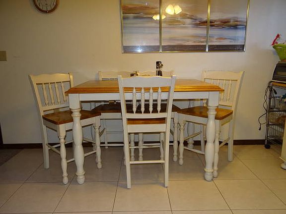 Breakfast Nook 