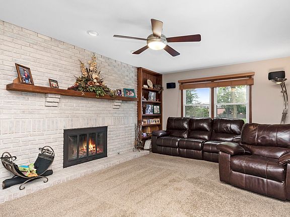 4th image of 848 Braintree Ln