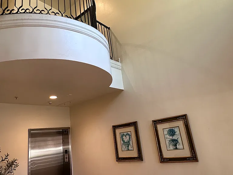 4601 Coldwater Canyon Ave #305 — Photo 4