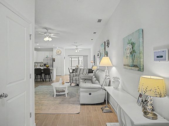 4th image of 2198 Windward Cay Ln