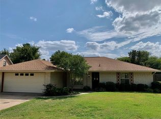 2209 E Foster Dr, Ada, OK 74820