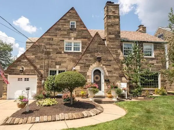 126 Crestview Dr, Pittsburgh, PA 15236
