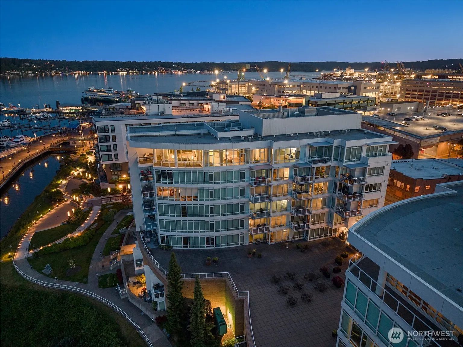320 Washington Avenue #604 photo 1
