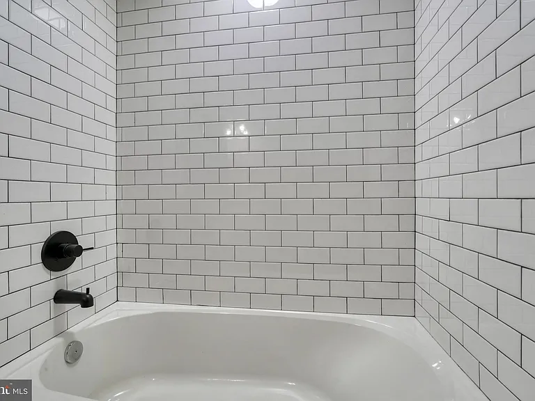 6722 Brentwood Ave #B — Photo 12