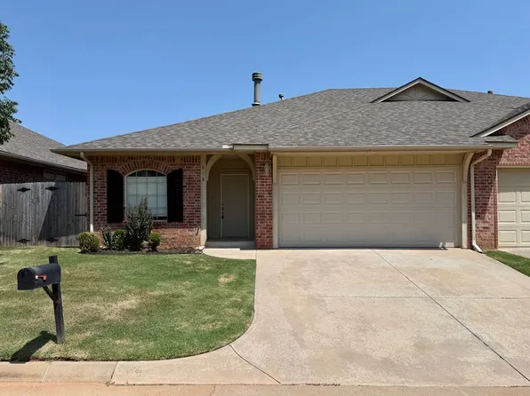 618 Sisken Ct, Edmond, OK 73003
