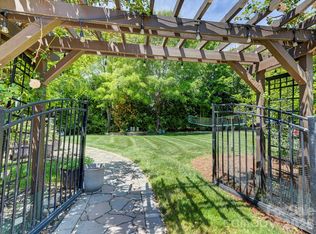 725 Wild Berry Ct, Waxhaw, NC 28173