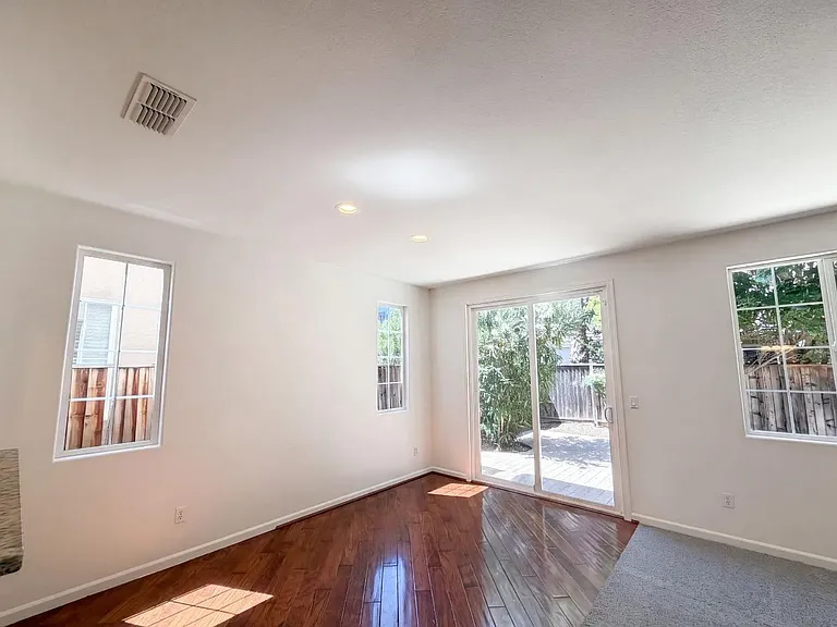 291 Candela Cir — Photo 8