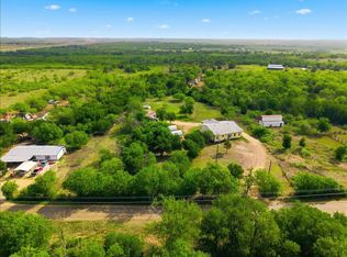 780 Spoke Hollow Rd, Lockhart, TX 78644