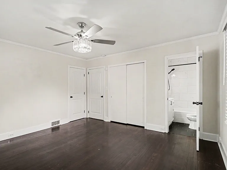 782 Union St S — Photo 20