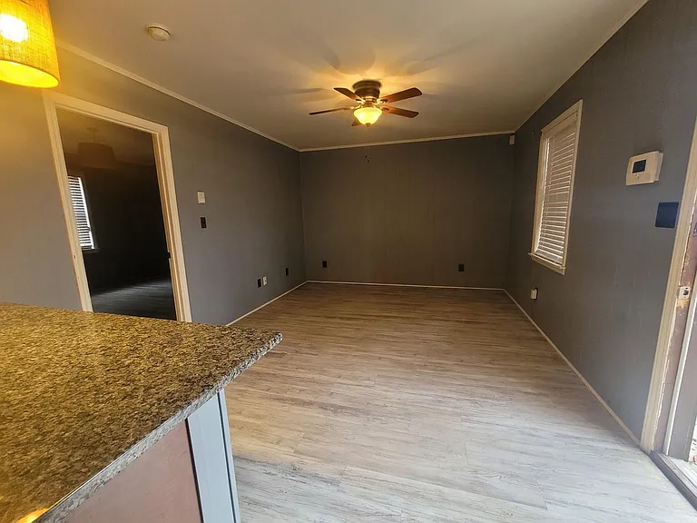 4295 Brownsboro Rd #3 — Photo 6
