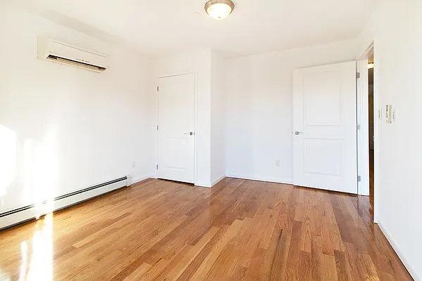 Rented by NY Space Finders Inc. | media 8