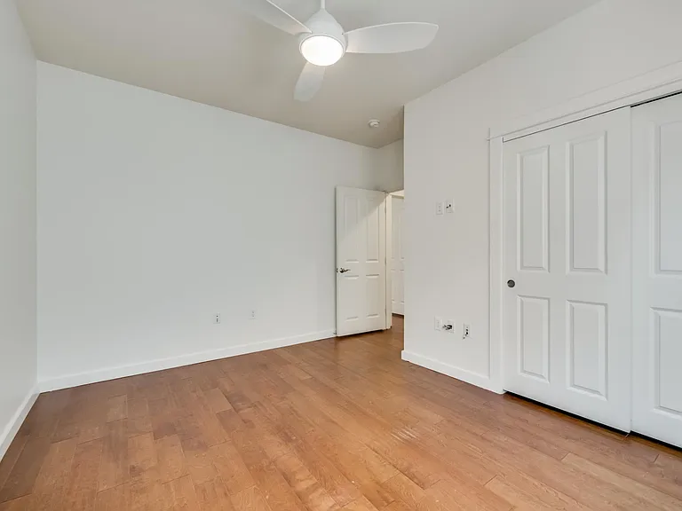 2608 Thomas Ave #3 — Photo 12