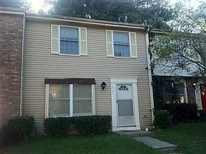 2nd image of 1726 Nappa Valley Ct SE