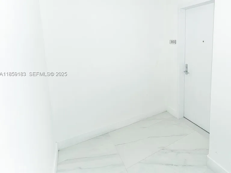700 NE 24th St #2905 — Photo 19