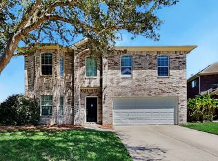 602 Chase More Ct, Bacliff, TX 77518