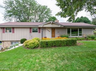 1165 Summit Dr, Waukesha, WI 53186
