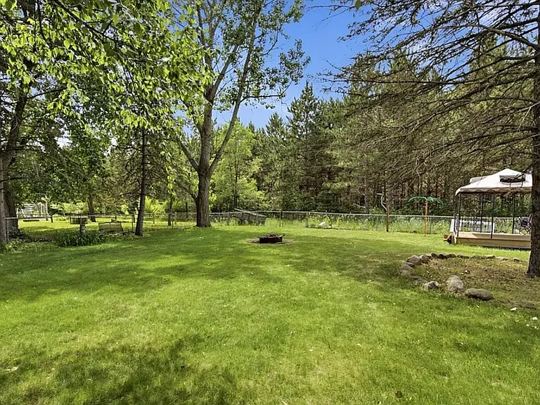 15524 Larch St NW — Photo 21