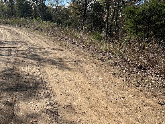 4th image of 4673rd Rd