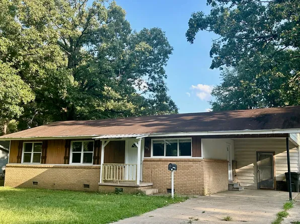 202 Wilson St, Crossett, AR 71635
