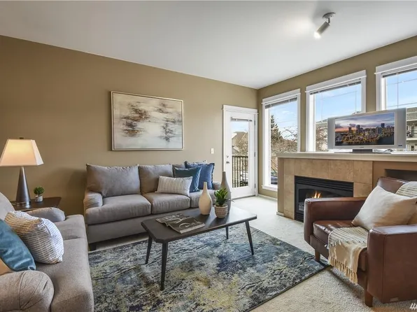15026 40th Ave W APT 13-203, Lynnwood, WA 98087