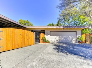7633 Northeast Cir, Citrus Heights, CA 95610