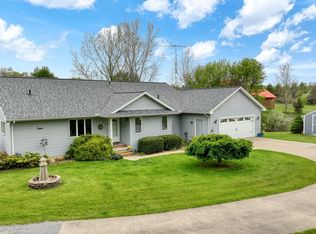 4926 Walz Rd, Jackson, MI 49201