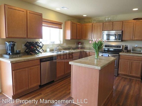 5th image of 17919 17th Avenue Ct E