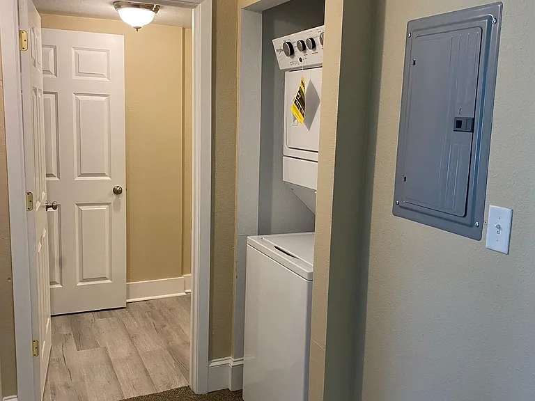 4420 Kirkman St — Photo 3