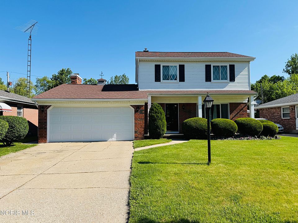 1st image of 546 Coeli Dr