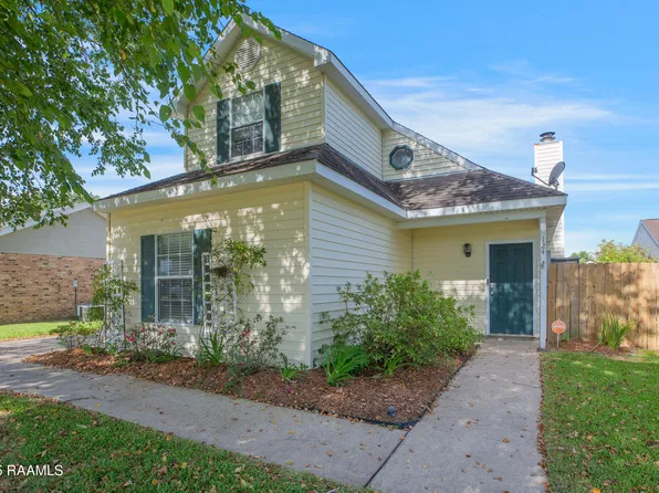 124 Marietta Dr, Youngsville, LA 70592