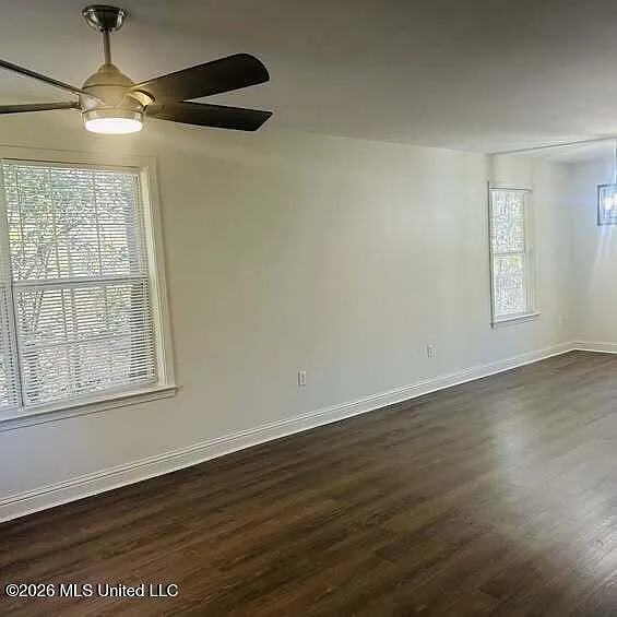 1114 Washington Ave #B — Photo 3
