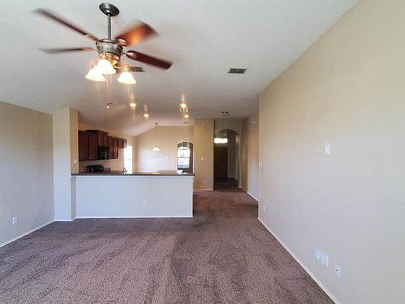 3rd image of 1019 Rumley Rd