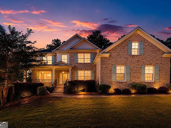 2nd image of 2217 Birchtree Way