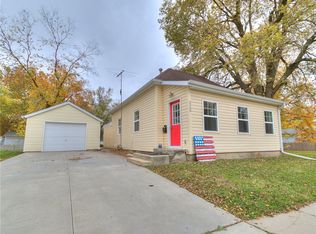 222 14th St, Boone, IA 50036