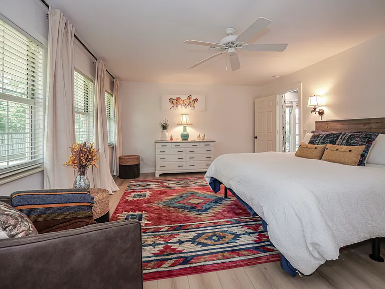 1405 Treasure Cove Ln — Photo 22