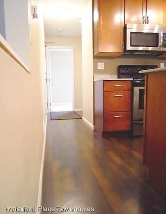 2nd image of 1120 Town Centre Dr APT 04