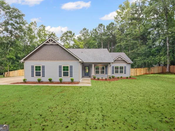 702 Old Hutchinson Mill Rd, Lagrange, GA 30241