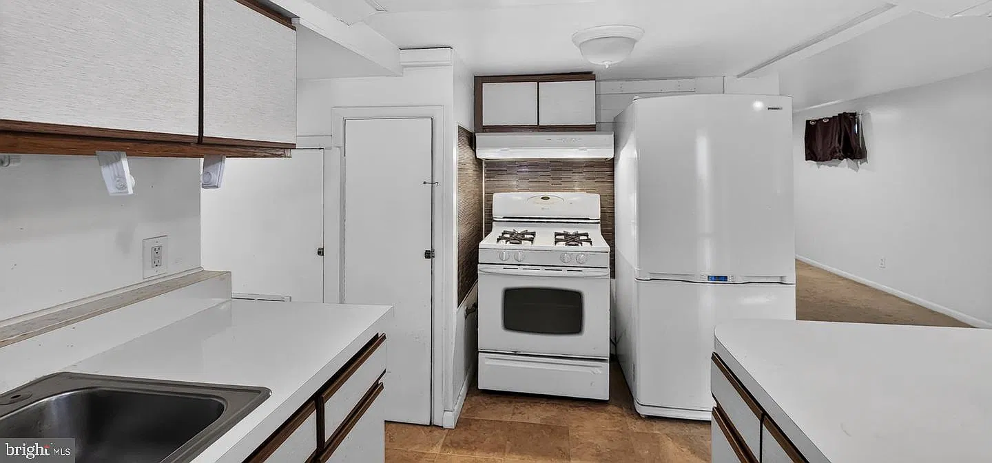 1 bed, 1.0 bath, 750 sqft, $1,400 — Photo 1