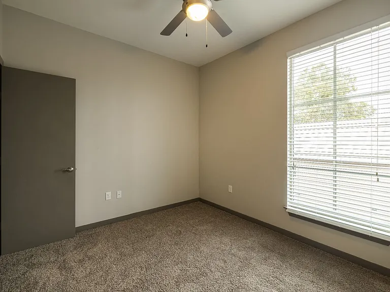 The Tennessee Brewery Apartments — Photo 13